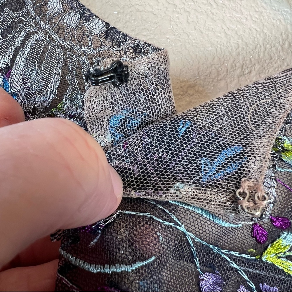 Marchesa Notte Floral Lace Peplum Top - Picture 14 of 16